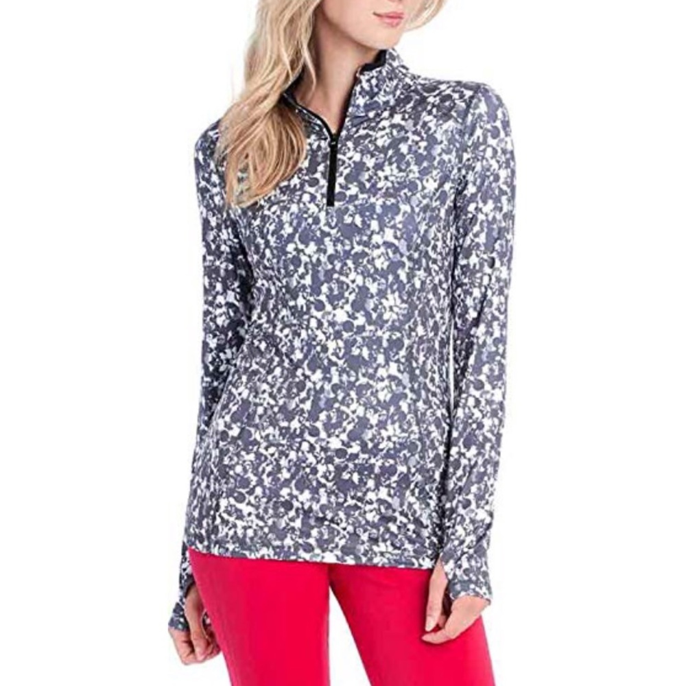 EUC LOLE Zip up size medium but fits like a small